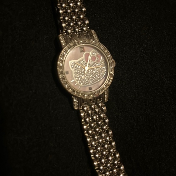 Hello kitty watch - Picture 1 of 4